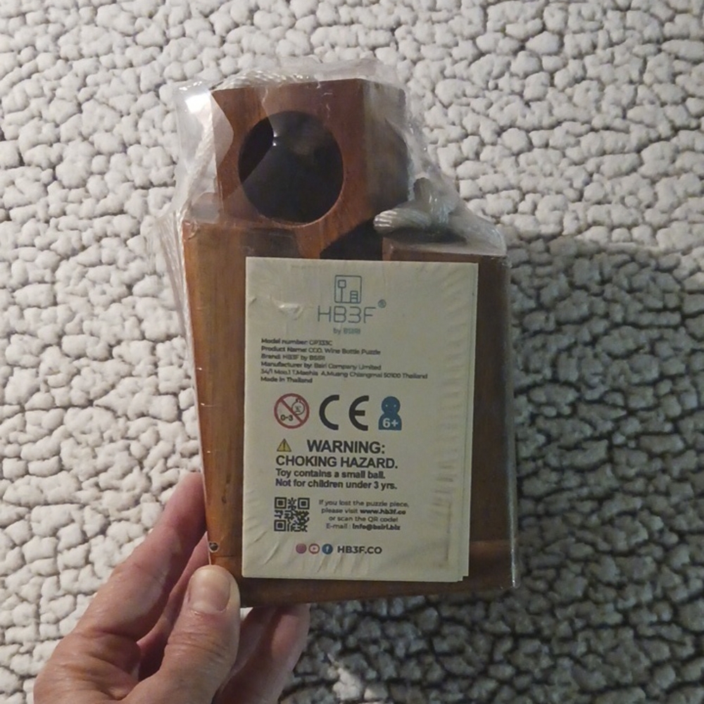 HB3F Wooden Puzzle Box